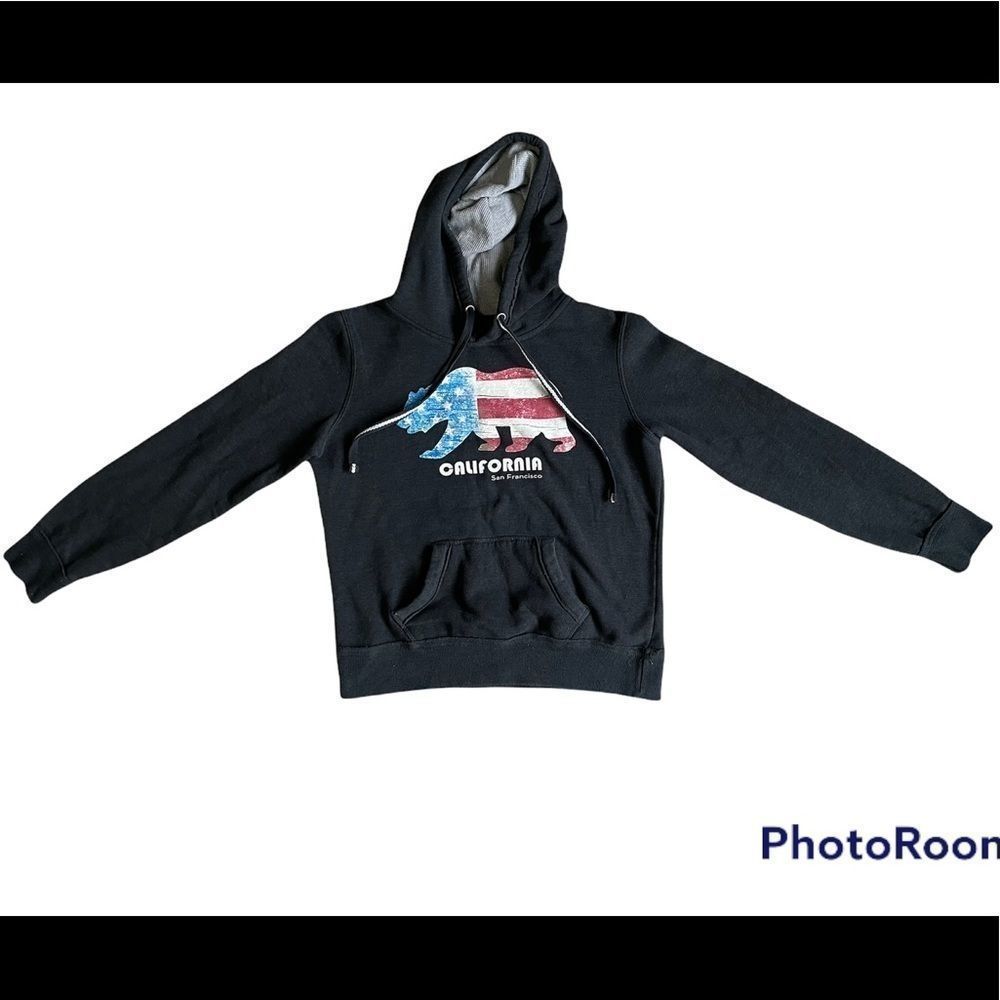 City Wear | California Sweater | Medium